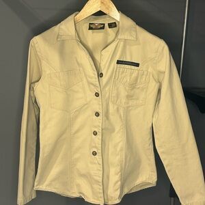 Women’s Harley Davidson 100% cotton button down cream colored shirt, size small.